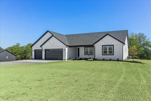 5061 Cox Road, North Lewisburg, OH 43060