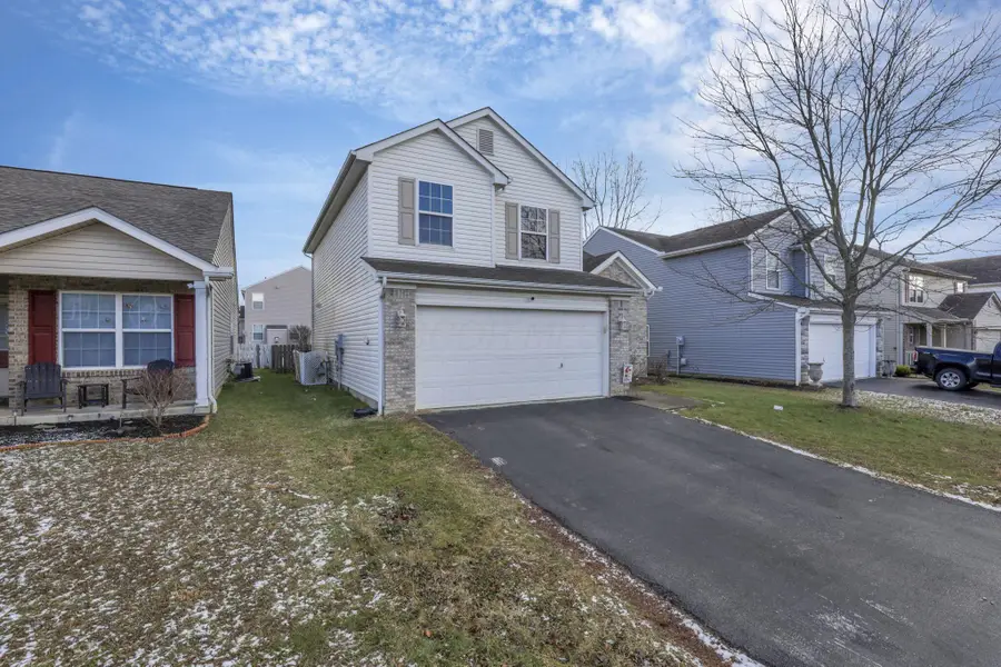 3832 Liriope Street, Canal Winchester, OH 43110 - Image #2