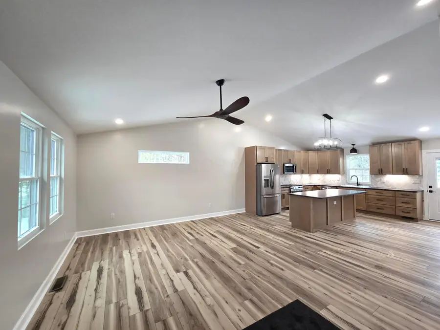 14120 Monroe Mills Road, Howard, OH 43028 - Image #2