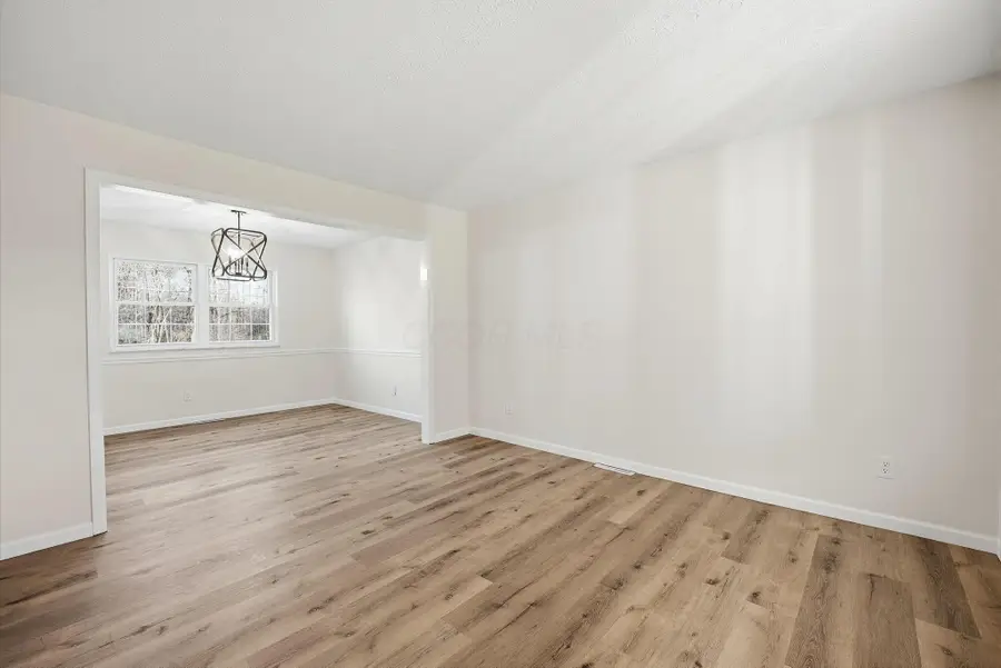 11774 Kennington Square E, Pickerington, OH 43147 - Image #3