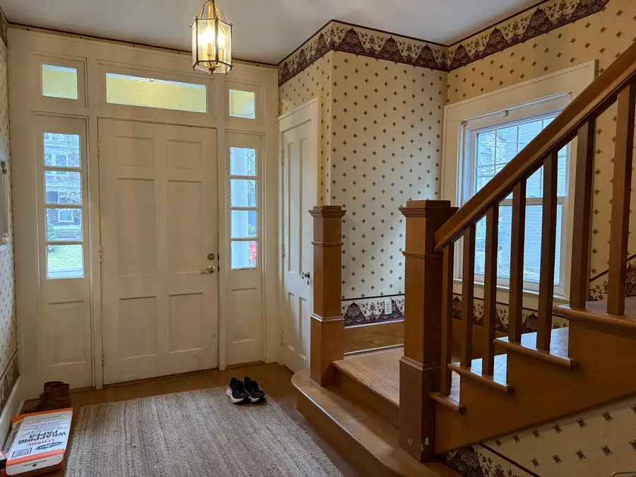 128 S Main Street, Granville, OH 43023 - Image #2