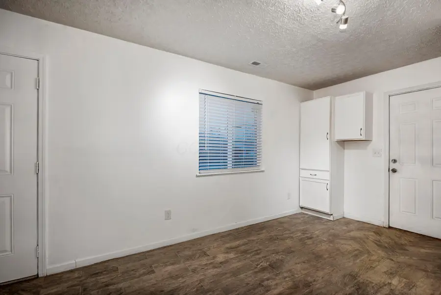 3067 Huntington Drive, Columbus, OH 43207 - Image #2