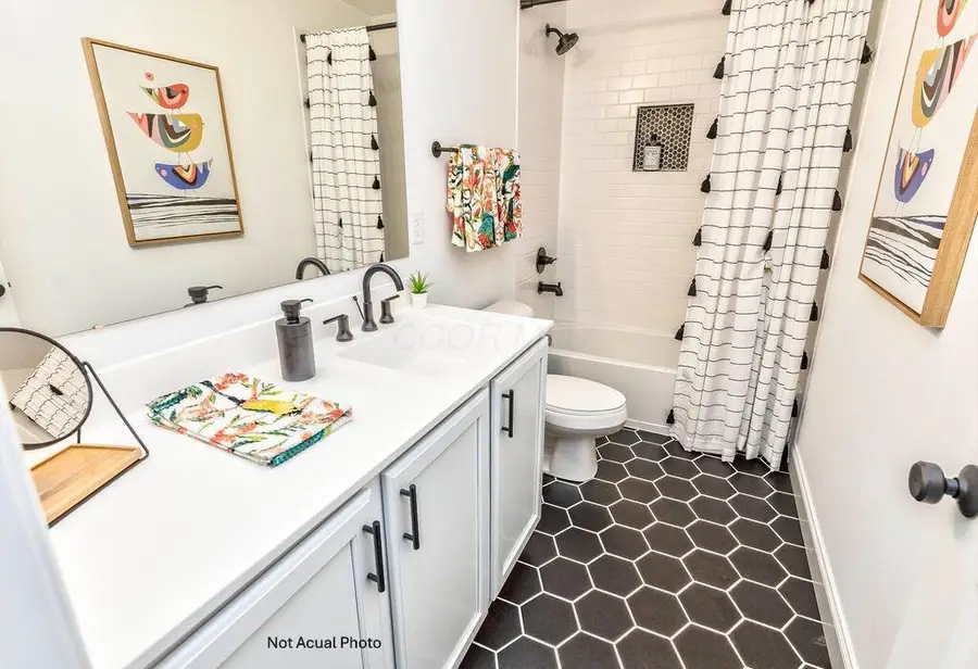 1516 Raley Way, Columbus, OH 43228 - Image #2