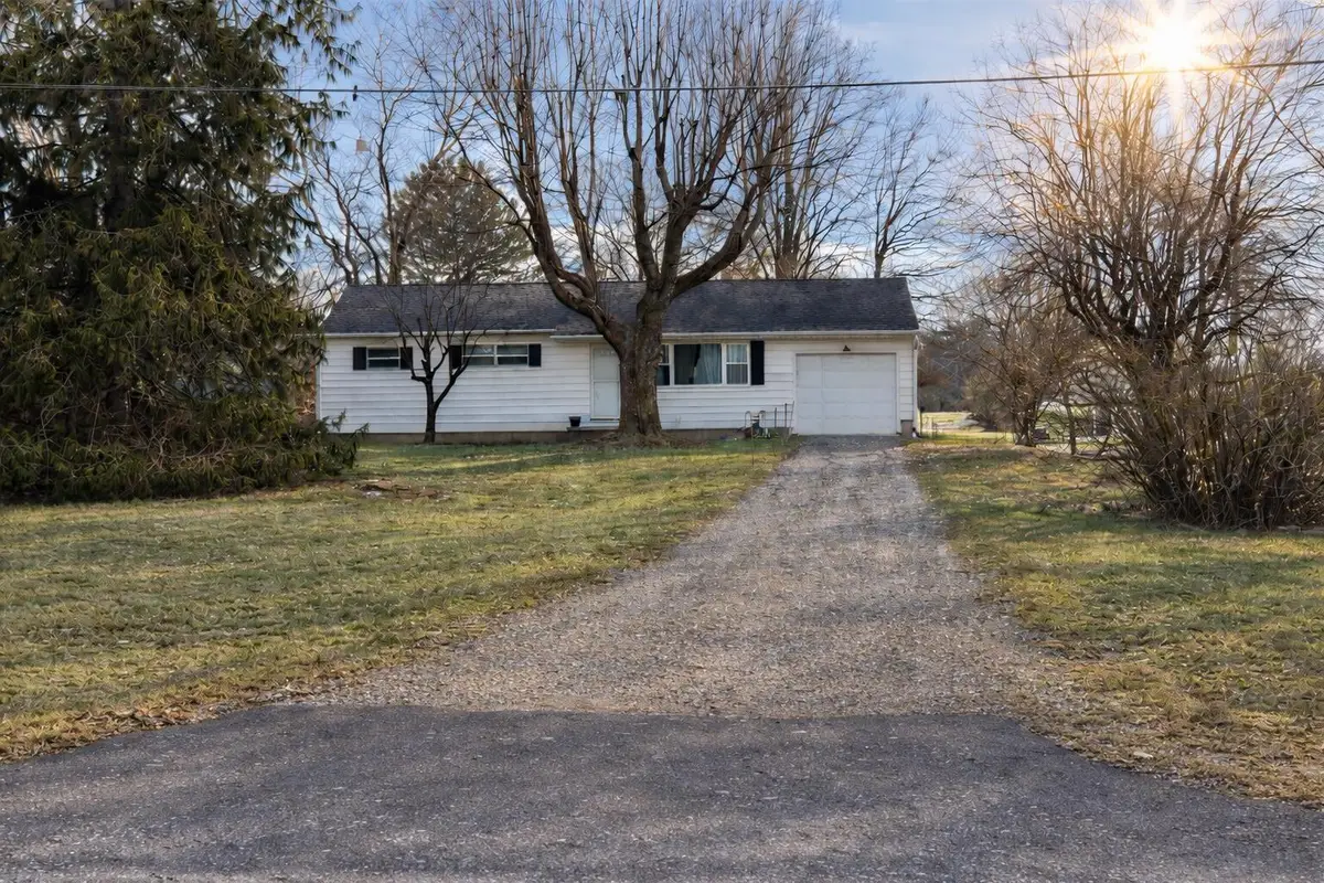 9257 Lancaster Road Sw, Hebron, OH 43025 - #1