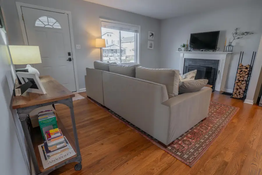 876 Thomas Road, Columbus, OH 43212 - Image #3