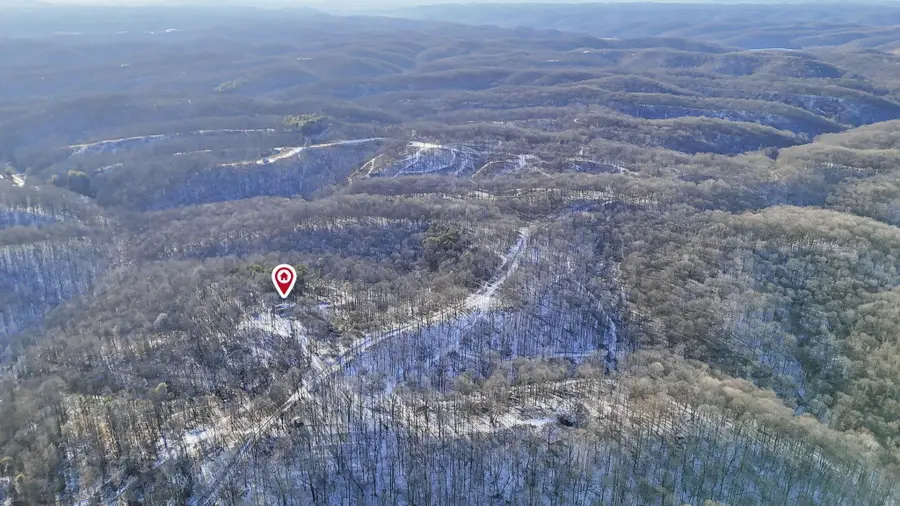 29225 Gearing Ridge Road, McArthur, OH 45651 - Image #2