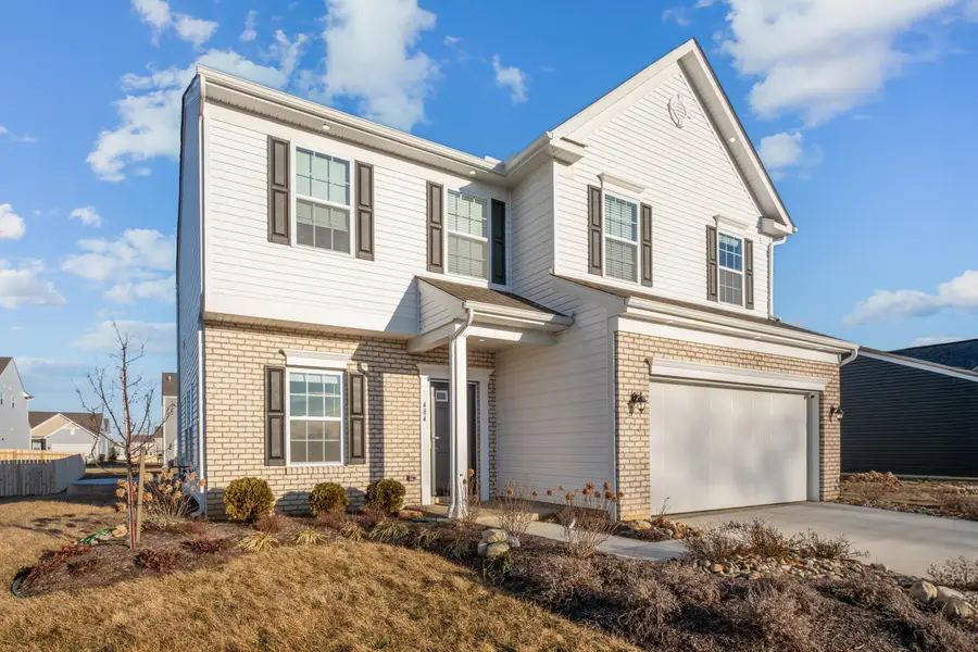 484 Creekside Drive, Commercial Point, OH 43116 - Image #2