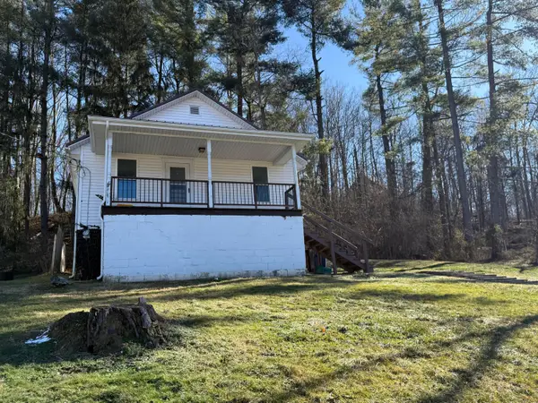 14 Hickory Street, Athens, OH 45701