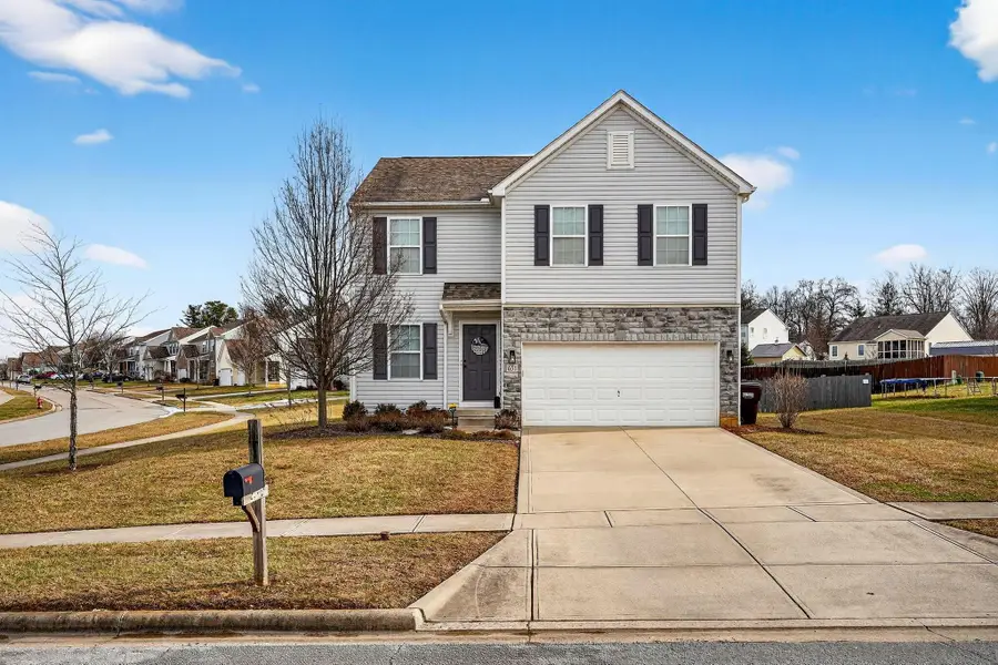 631 Rolling Acre Drive, Lithopolis, OH 43136 - Image #2