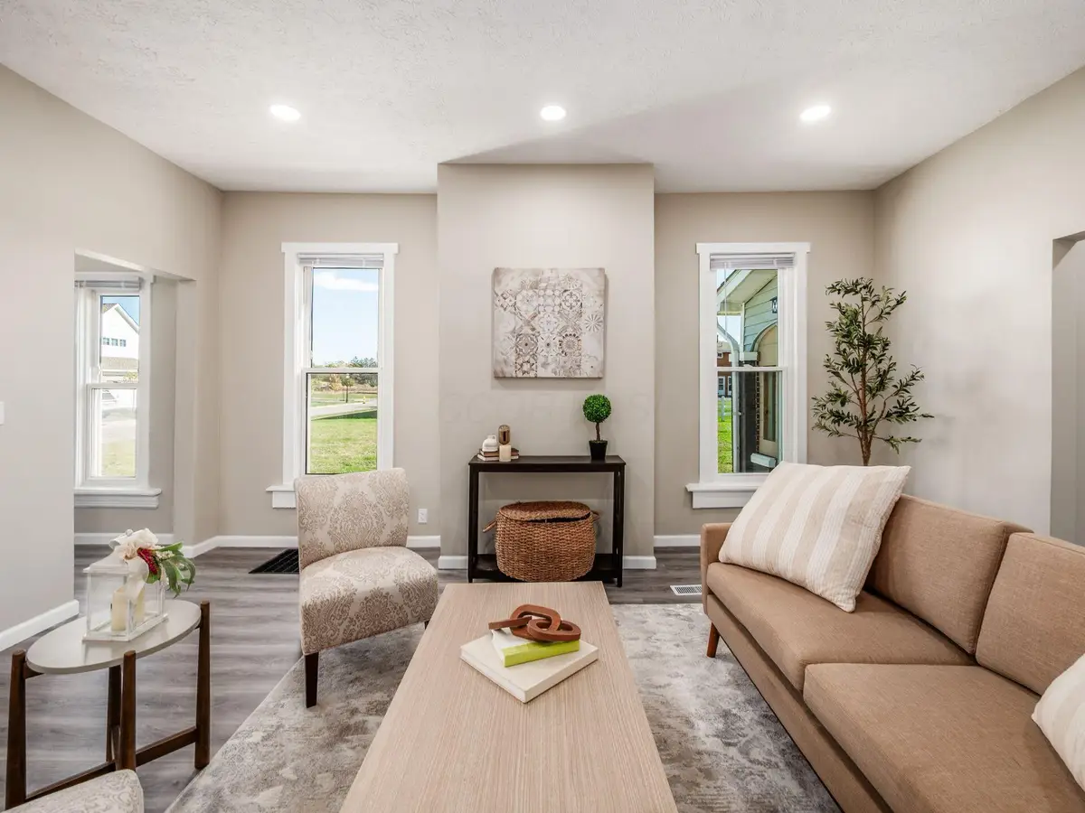 3543 Cleveland Avenue, Grove City, OH 43123 - Image #1