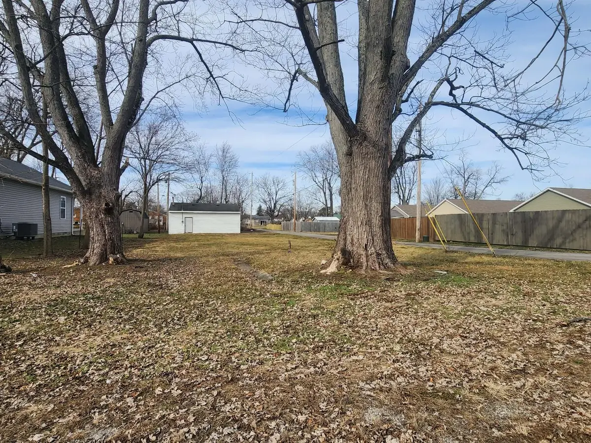 220 W Ohio Avenue W, Washington Court House, OH 43160 - Image #1