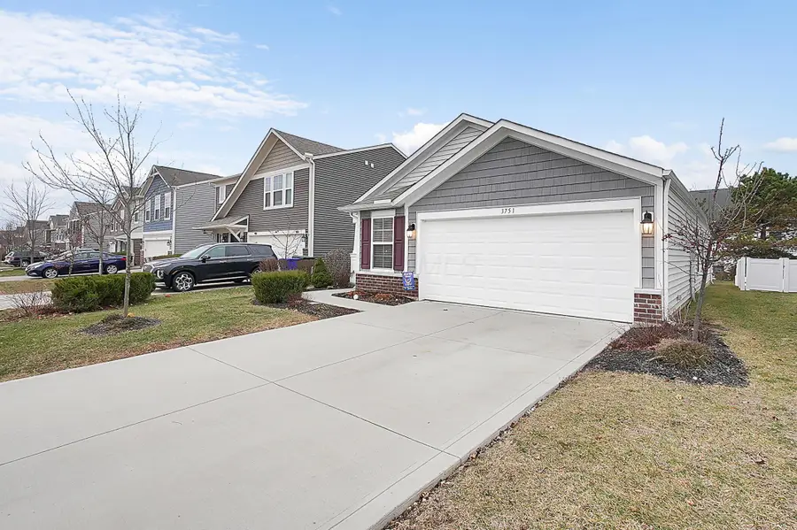 3751 Sugarbark Drive, Canal Winchester, OH 43110 - Image #2