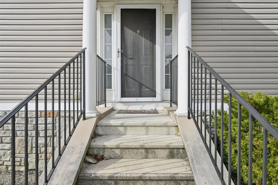 6395 Nottinghill Trail Drive, Canal Winchester, OH 43110 - Image #3