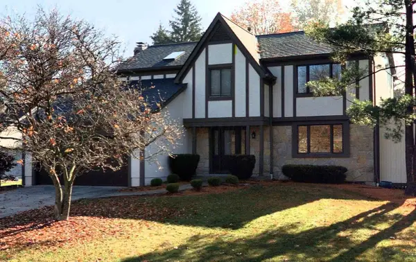 156 Meadow Ridge Court, Powell, OH 43065