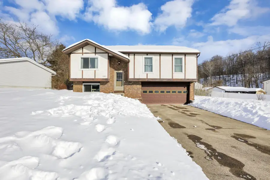 680 Creekview Drive, Heath, OH 43056 - Image #2