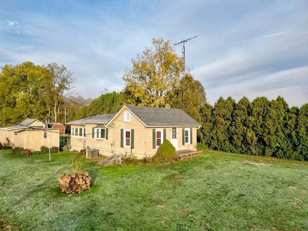 13683 Upper Fredericktown Road, Mount Vernon, OH 43050 - Image #1