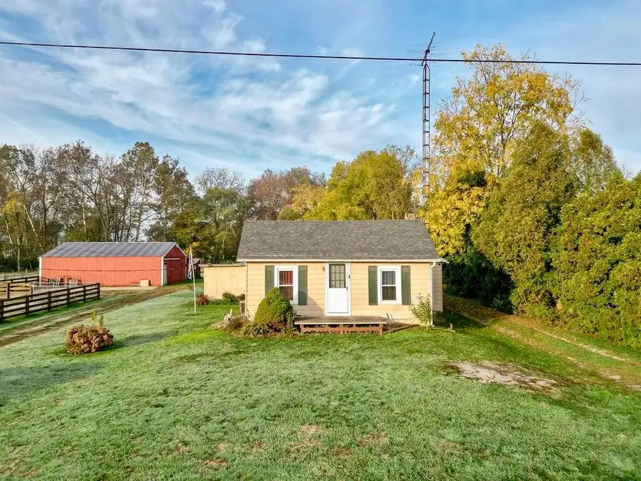 13683 Upper Fredericktown Road, Mount Vernon, OH 43050 - Image #2