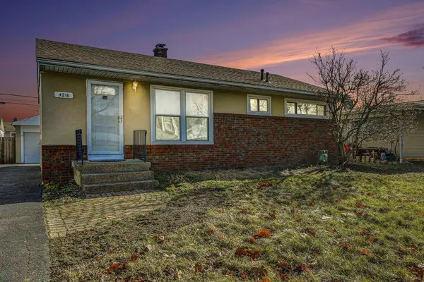 4216 Maplegrove Drive, Grove City, OH 43123