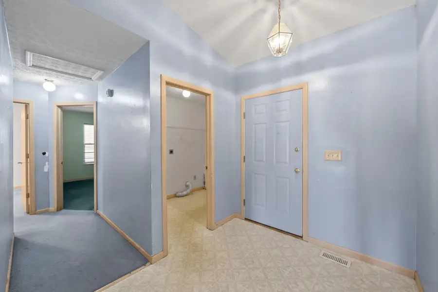 544 Tourmaline Drive, Blacklick, OH 43004 - Image #2