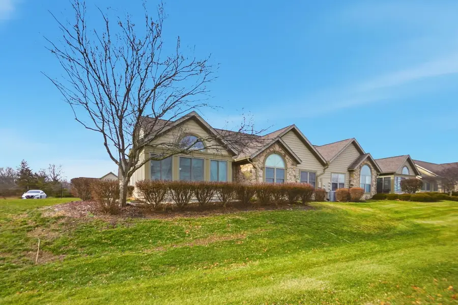 2558 Landings Way, Grove City, OH 43123 - Image #3