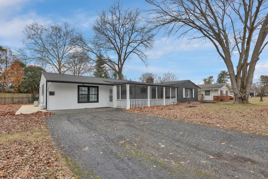 343 Flint Ridge Drive, Columbus, OH 43230 - Image #2