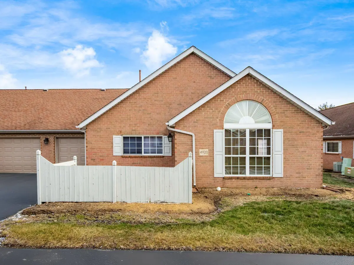 4920 Meadow Run Drive, Hilliard, OH 43026 - Image #1