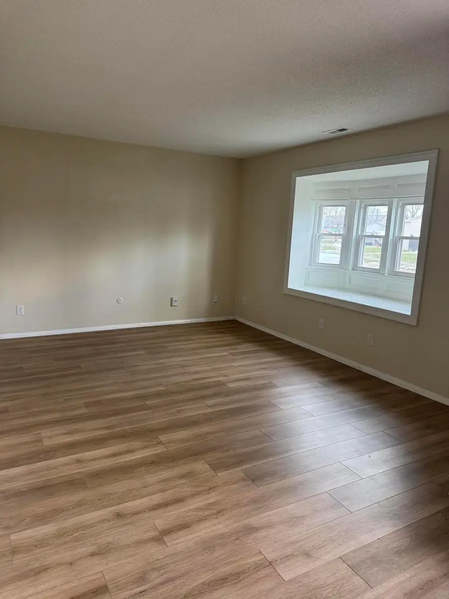 5882 Starcrest Drive, Galloway, OH 43119 - Image #3