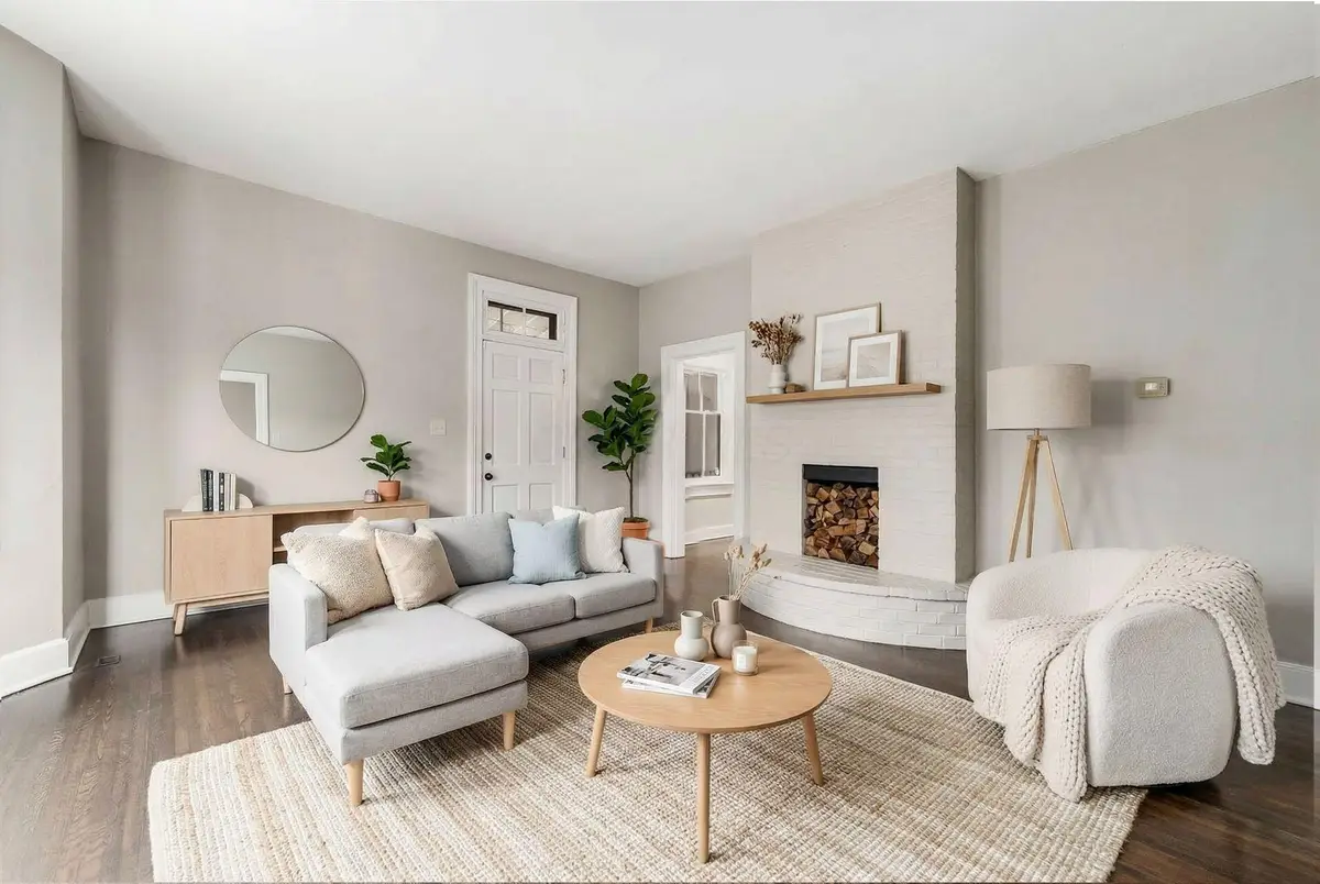 136 E Whittier Street, Columbus, OH 43206 - Image #1