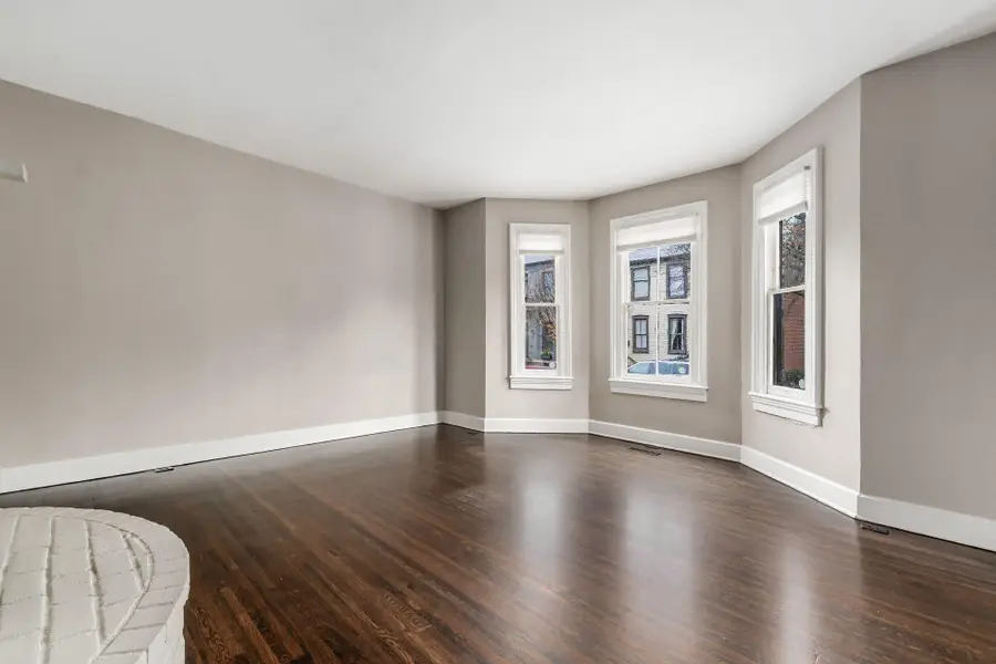 136 E Whittier Street, Columbus, OH 43206 - Image #2