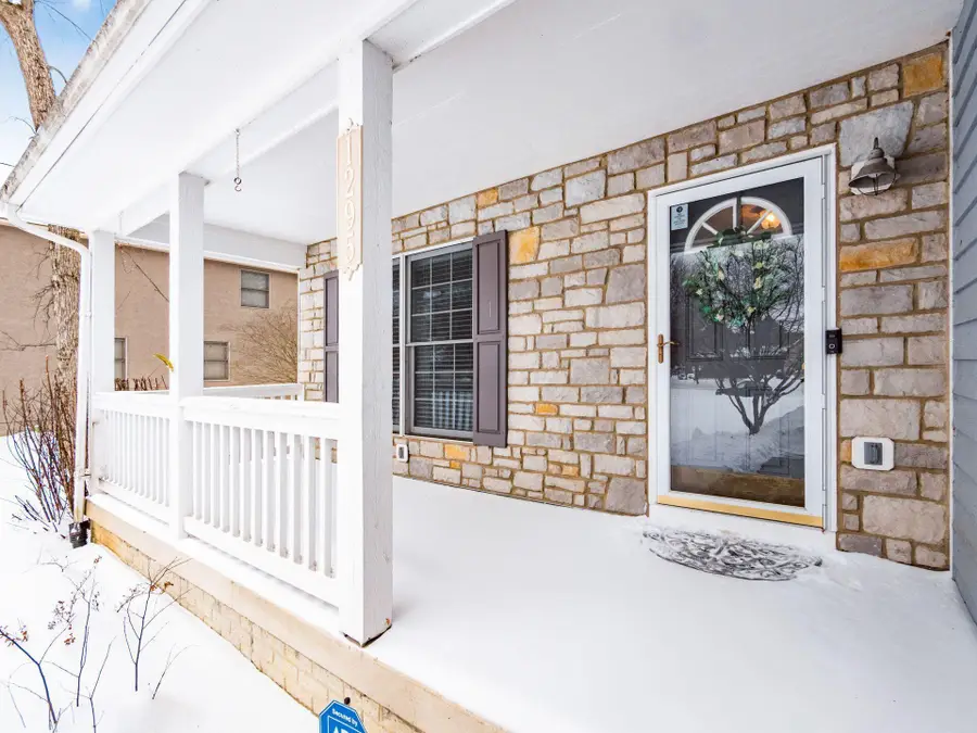 1295 Dobbins Drive, New Albany, OH 43054 - Image #2