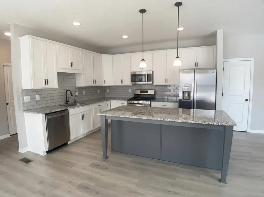 617 Big Stone Drive, Sunbury, OH 43074 - Image #2