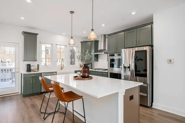 4196 John Shields Parkway, Dublin, OH 43017