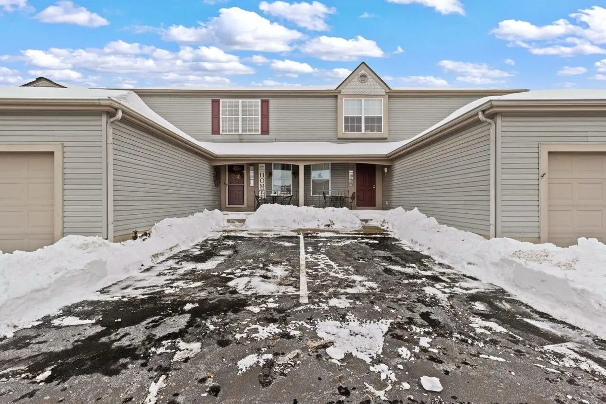 2101 Tamarin Drive, Columbus, OH 43235 - Image #1