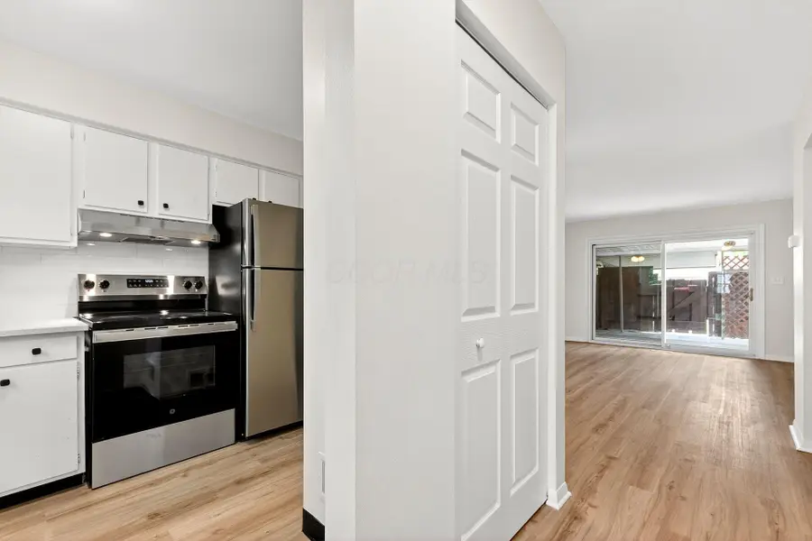 2362 Woodbrook Circle N, Columbus, OH 43223 - Image #3