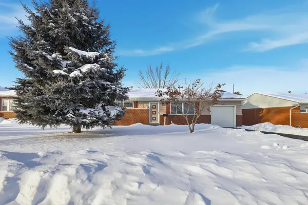 670 Hillsdale Drive, West Jefferson, OH 43162