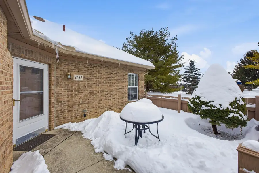 2487 Timbers Edge Lane, Columbus, OH 43235 - Image #3