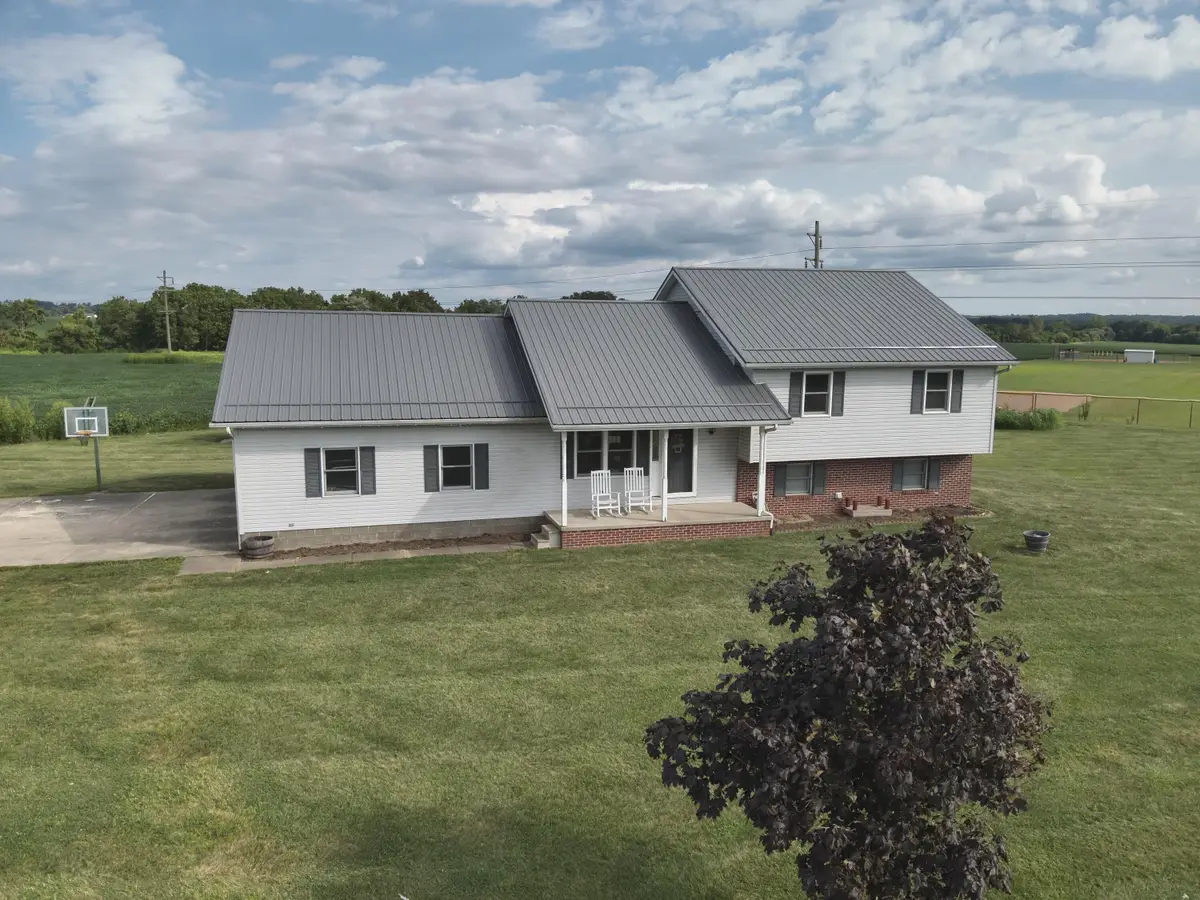 5974 Amanda Southern Road Sw, Amanda, OH 43102 - Image #1
