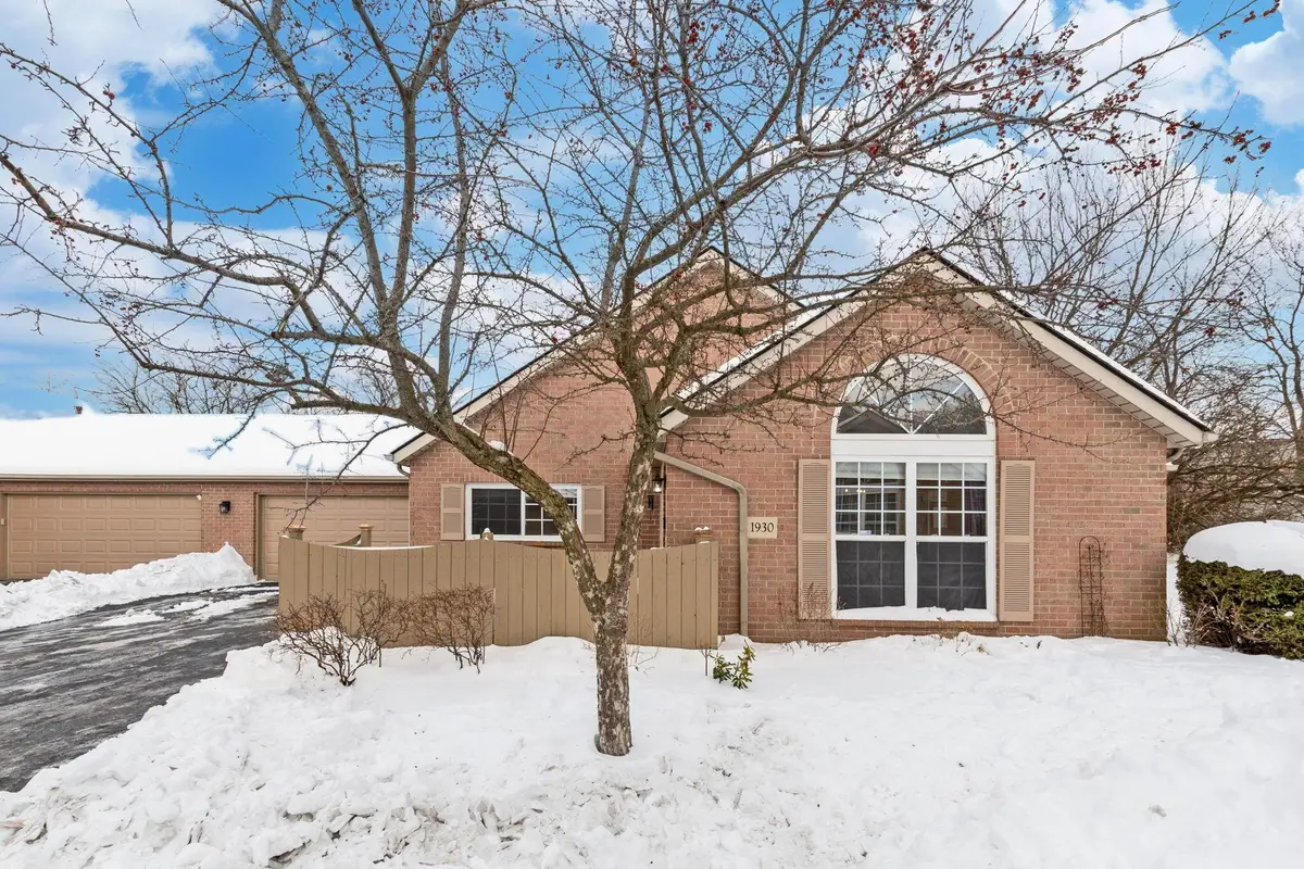 1930 Farmbrook Circle S, Grove City, OH 43123 - Image #1