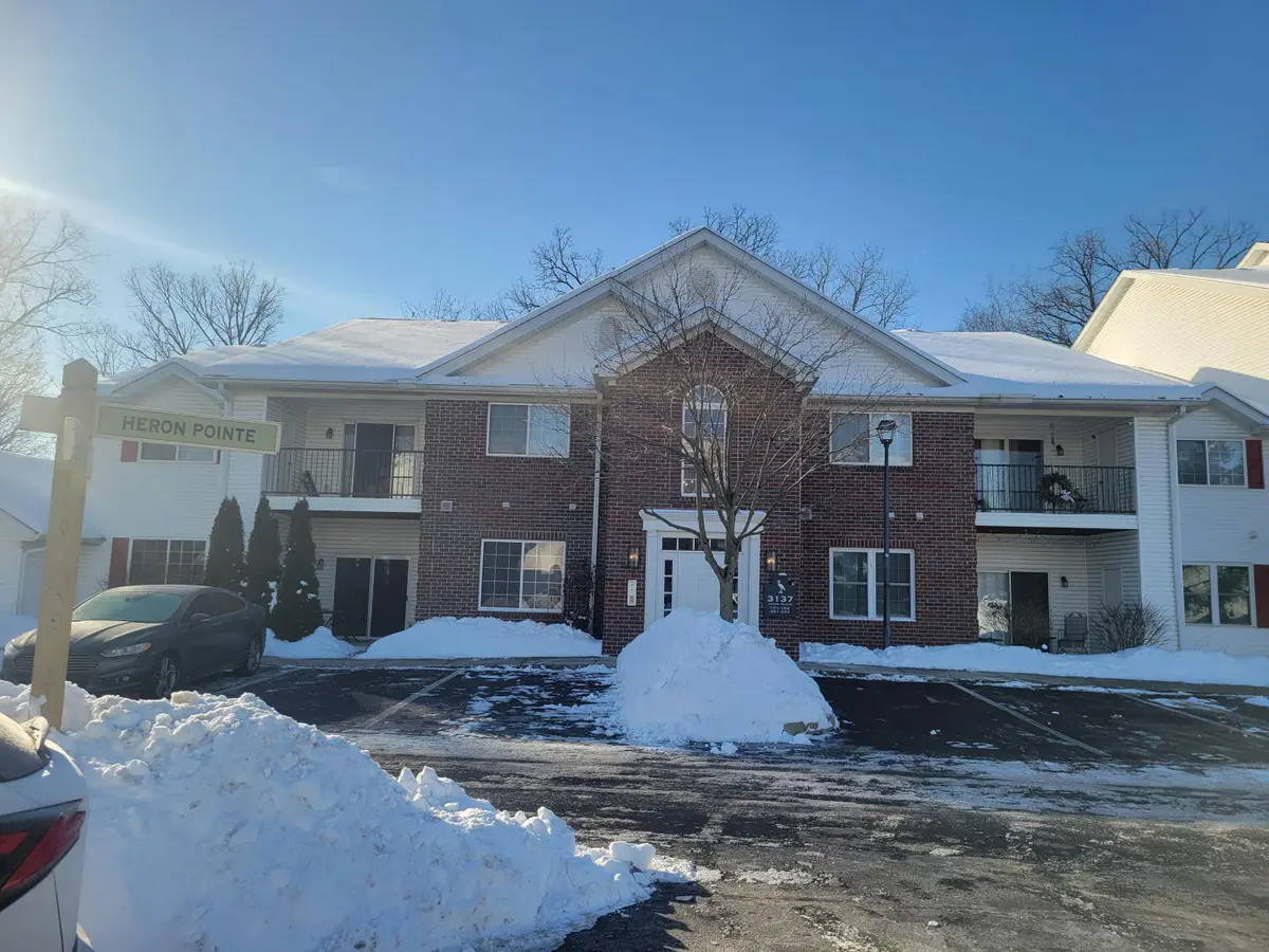 3137 Heron Pointe, Columbus, OH 43231 - Image #1