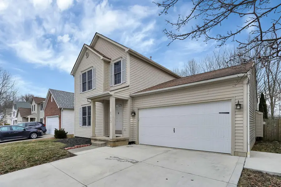 8726 Woodwind Drive, Lewis Center, OH 43035 - Image #2
