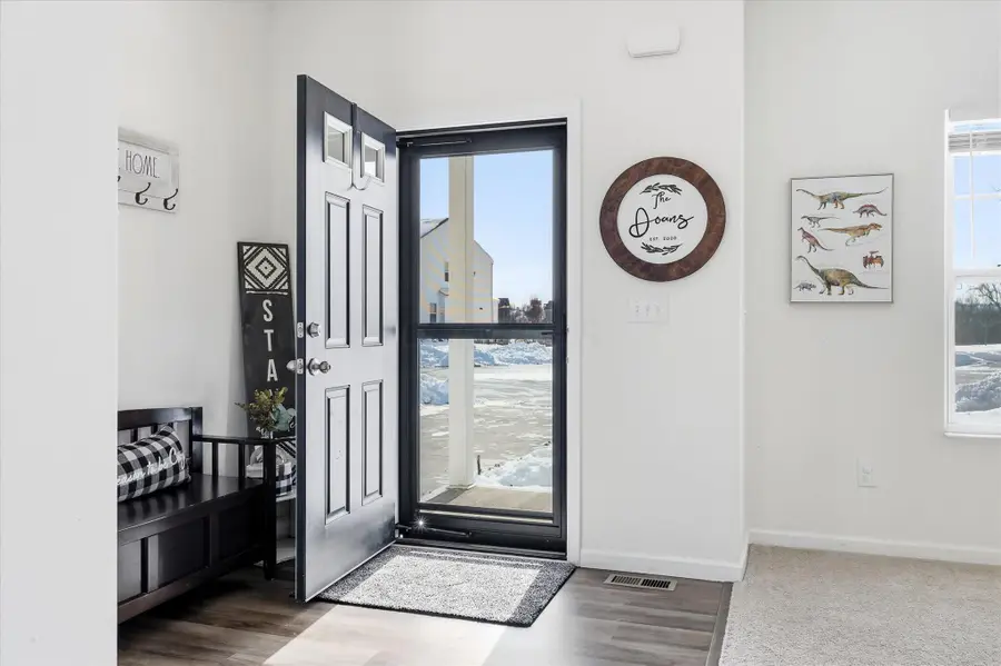 528 Golden Pond Avenue, Johnstown, OH 43031 - Image #2