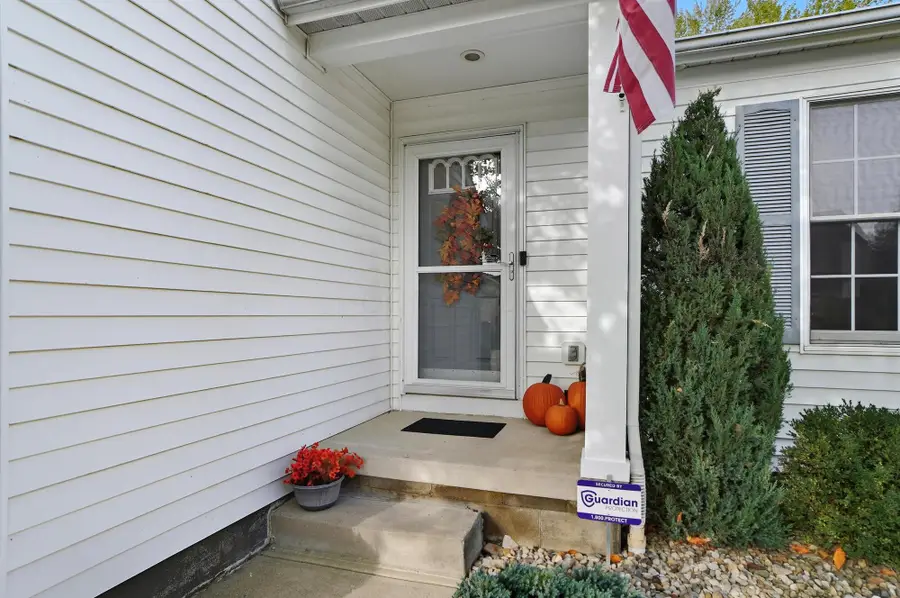 2309 Brookbank Drive, Grove City, OH 43123 - Image #3