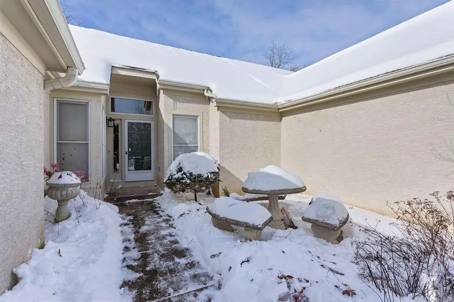 2665 Vililly Circle W, Grove City, OH 43123 - Image #3