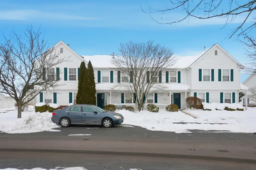 6336 Lakeview Drive E, Grove City, OH 43123 - Image #2