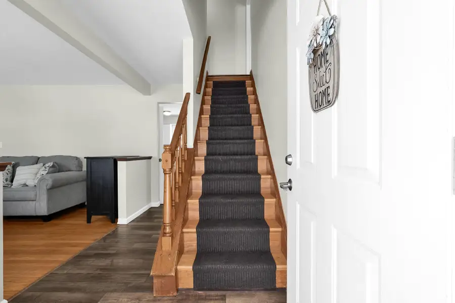 1679 Peardale Road N, Columbus, OH 43229 - Image #3