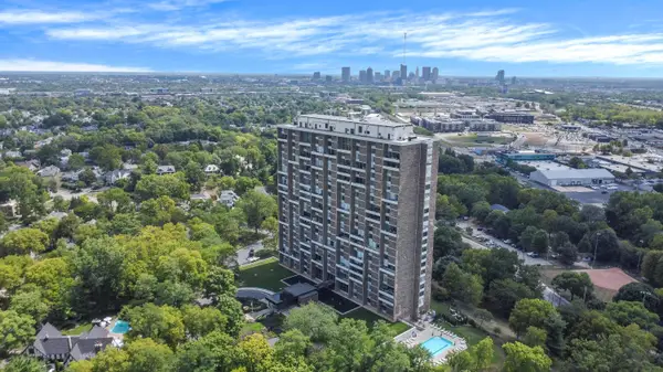 1000 Urlin Avenue, Columbus, OH 43212