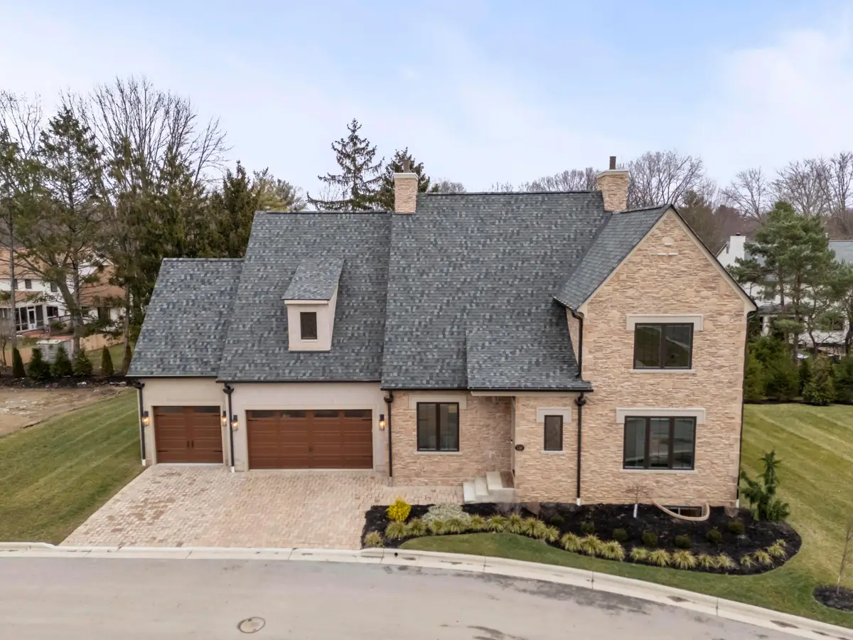 130 Barrington Place, Powell, OH 43065 - Image #1