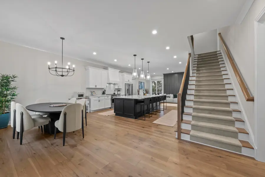 130 Barrington Place, Powell, OH 43065 - Image #2