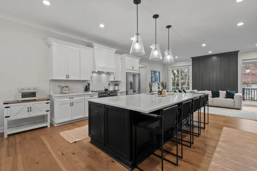 130 Barrington Place, Powell, OH 43065 - Image #3