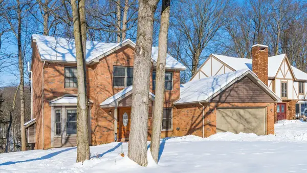 901 Southeast Court, Zanesville, OH 43701